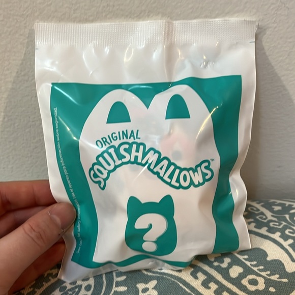 McDonald’s Happy Meal Squishmallow Toy Hans - Picture 2 of 4